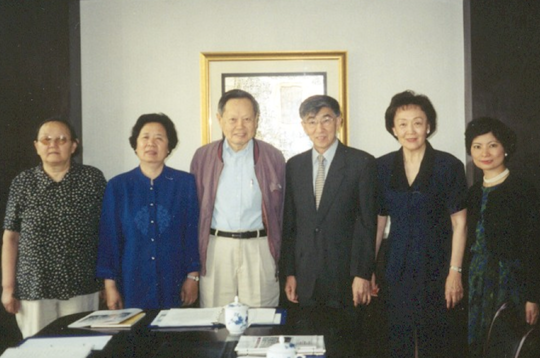 清光不自照 流影入人间|深切缅怀清华北美教育基金会终身名誉理事张素久女士 清光不自照 流影入人间|深切缅怀清华北美教育基金会终身名誉理事张素久女士